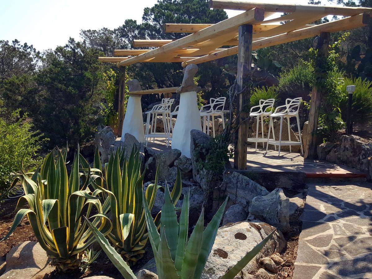 Geco Di Giada Art Suites - Adult Only Porto Rotondo Exterior foto
